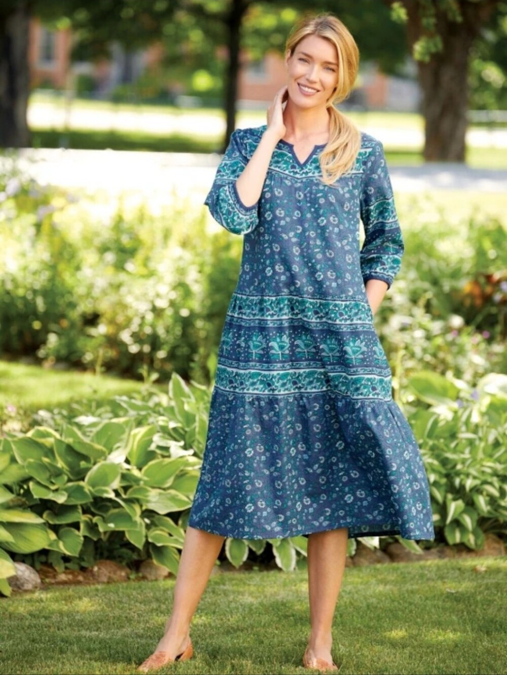 Vermont Country Store Tiered Cotton Muumuu Notched Dress Lounge Travel Medium